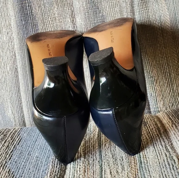 Salvatore Ferragamo Navy Blue/ Black Patent Leather Heel Pumps Shoes Sz 6 1/2 AA - Picture 9 of 12